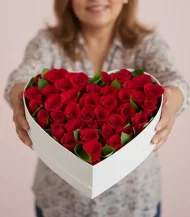 corazon-de-rosas-con-modelo