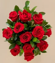 florero-de-rosas-rojas-detalle