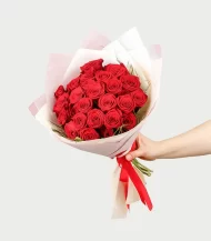 ramo-de-25-rosas-rojas-ec