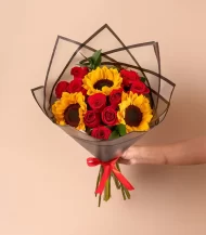 ramo-de-rosas-y-girasoles
