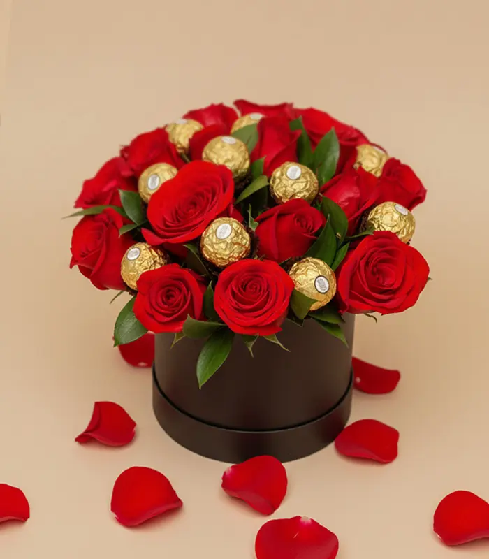 arreglo-rosas-y-chocolates-desde-arriba